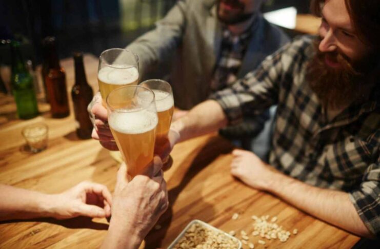 Heavy drinking takes a toll and leads to brain damage